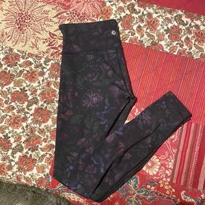 Dark floral print low rise lululemon leggings